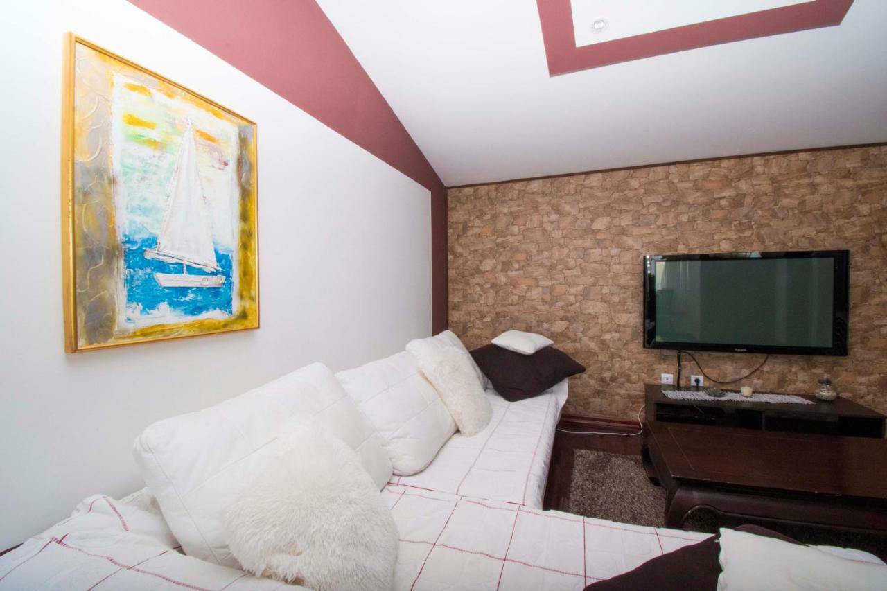 Apartment & Rooms Meri Tucepi Ngoại thất bức ảnh
