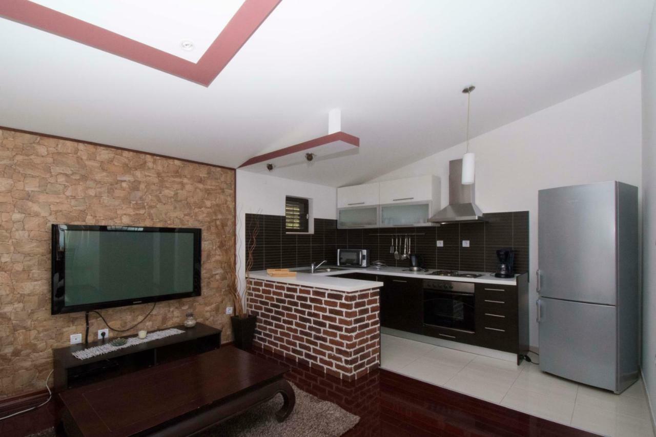 Apartment & Rooms Meri Tucepi Ngoại thất bức ảnh