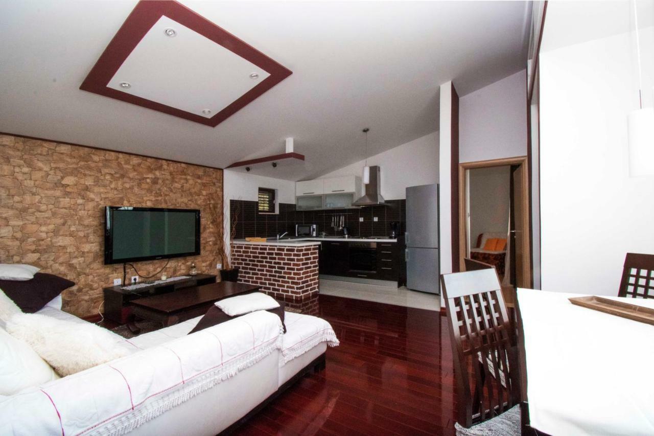 Apartment & Rooms Meri Tucepi Ngoại thất bức ảnh