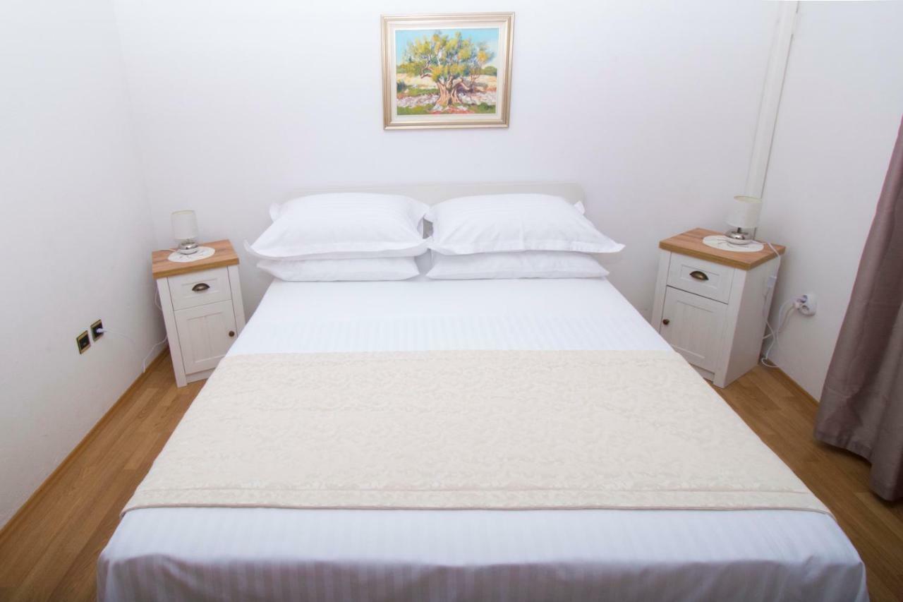 Apartment & Rooms Meri Tucepi Ngoại thất bức ảnh