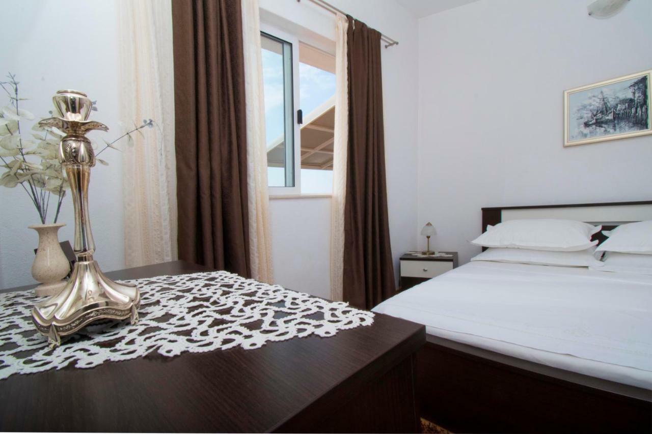 Apartment & Rooms Meri Tucepi Ngoại thất bức ảnh