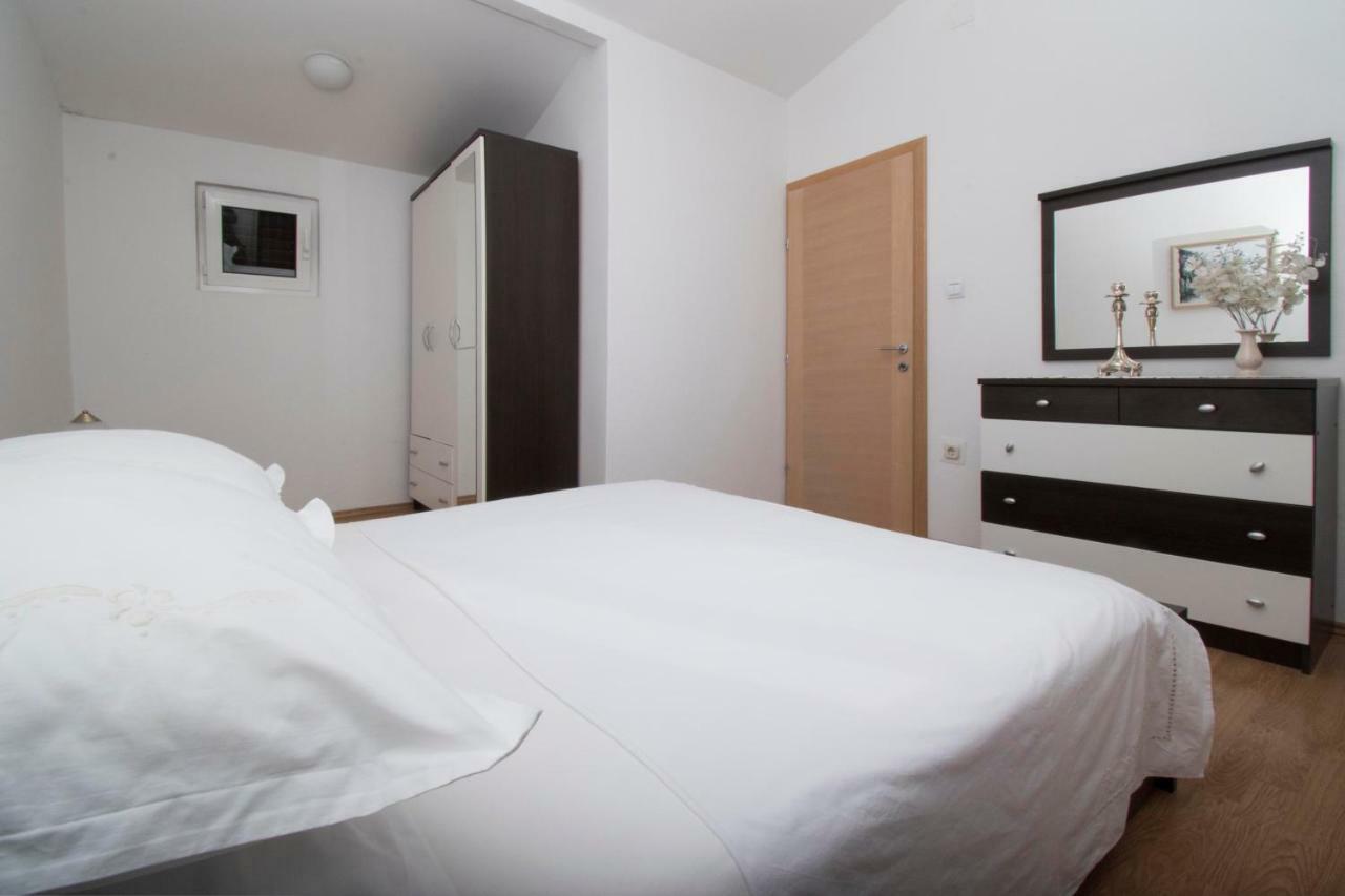 Apartment & Rooms Meri Tucepi Ngoại thất bức ảnh